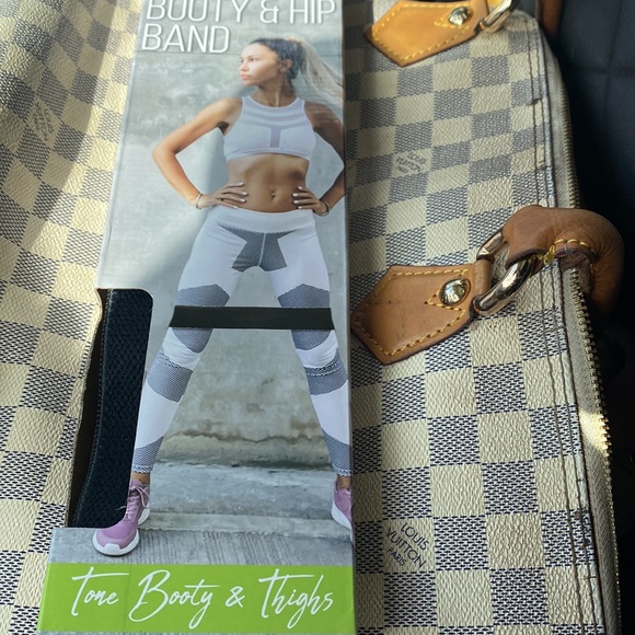 Nicole miller sport, Booty and hip band NWT - Picture 3 of 6